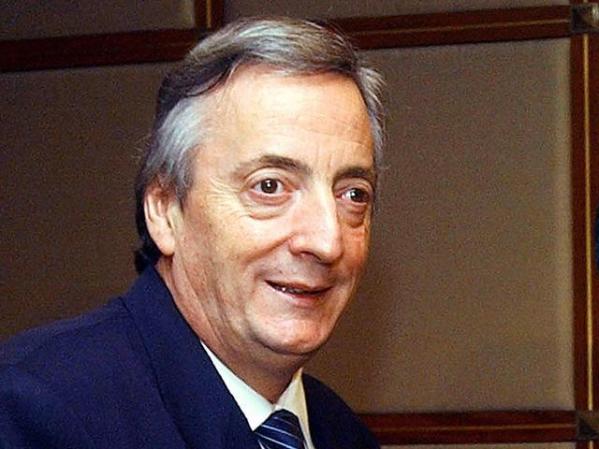 26 de octubre, 2010: Muere el ex presidente argentino Néstor Kirchner a la edad de 60 años por problemas cardiacos.
