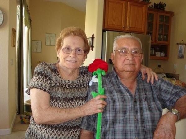 Mis queridos papas de 81 anos y 78