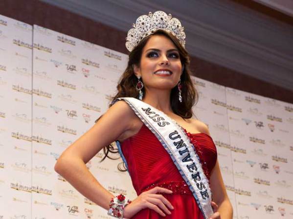 Miss Universo 2010 - Jimena Navarrete, de México.