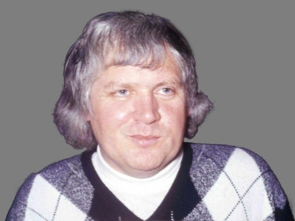Noviembre 28, 2011: Ken Russell, el cineasta británico cuyas películas a menudo pusieron a prueba el gusto y la paciencia del público y de los críticos, ha fallecido. Tenía 84 años.