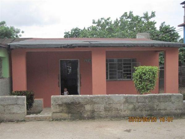 Casa independiente de 2 cuartos en la Lisa 2677810. Jardín, portal, sala, 2 cuartos, comedor, cocina , baño , un patio. Precio: $12,000