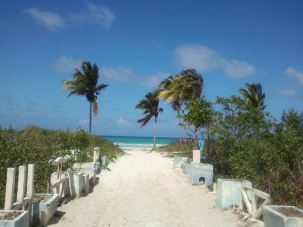 playa la academia cayo coco cuba