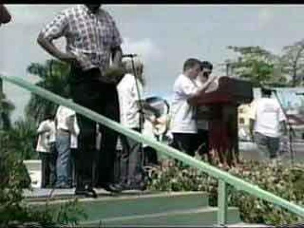 Castro estuvo un breve lapso de tiempo fuera del podio.