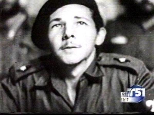 "El estaba seguro de que lo iban a matar porque oyó cuando Raúl (Castro dijo) 'bueno yo lo que quiero son los zapatos de dos tonos que trae este' ".
