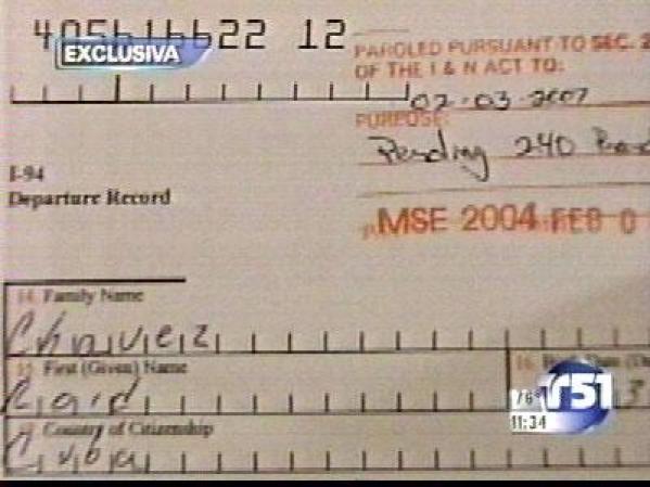 Martínez recibió los documentos de "parole" para su estadía en el país.