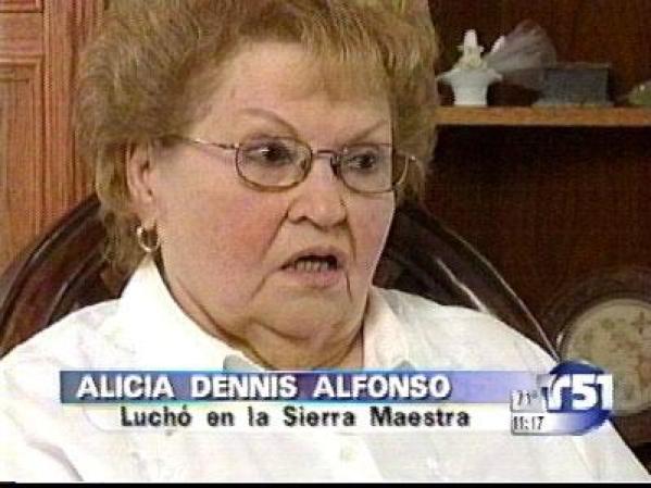 El amor, sin embargo, no conocía de limitaciones. Ellos se querían de verdad. Era un amor verdadero", dice más de cuatro décadas después "la Capitana", Alicia Dennis Alfonso.