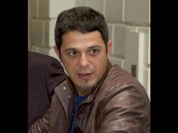 Alejandro Sanz:"Explotan dos bombas en Boston".