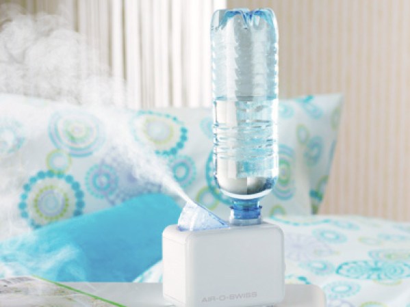 Humidificador ultrasónico Air-o-Swiss. Respira tranquilamente incluso mientras estás de viaje. Este sencillo y compacto humidificador, hará tu vida más sana. Disponible en airoswiss.net.