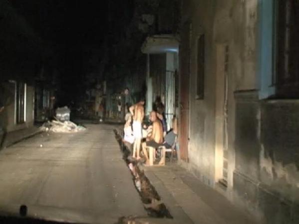 Fotos del masivo apagón que tuvo lugar el domingo en Cuba.