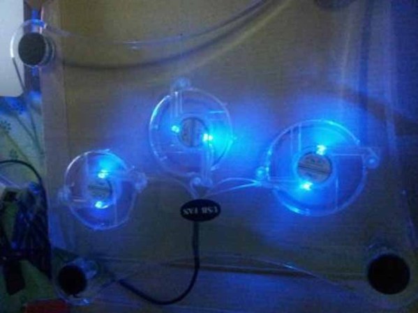 Ventilador de computadora.