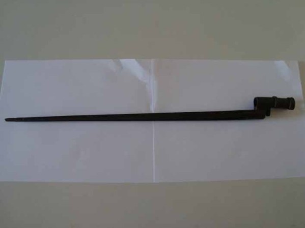 Bayoneta de cubo de fusil ruso mosin nagant de finales de siglo XIX, en perfecto.