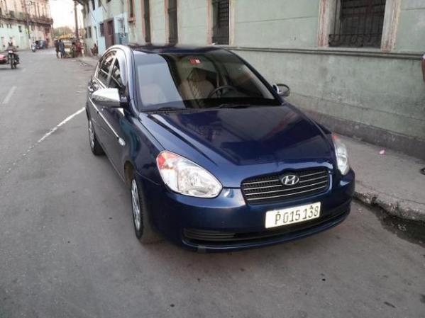 Vendo hiunday haccent 2008 con pintura de fabrica 82000 klm - $33,000. telf 052726082