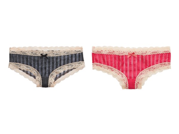 Panties de colores con encaje. Encuéntralos en ae.com, $12.50.