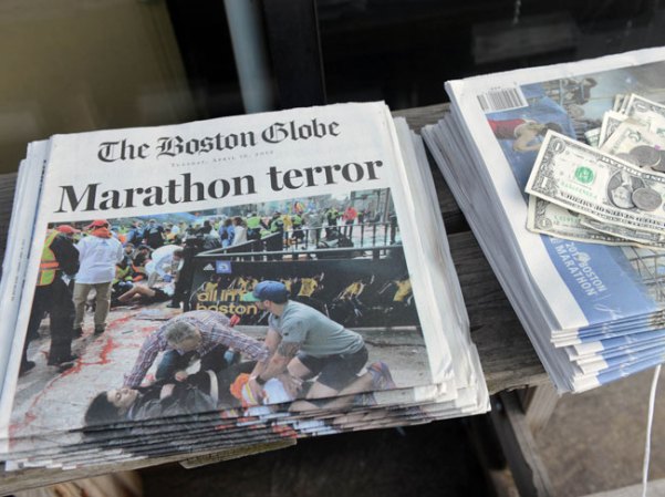 También los medios de prensa desplegaron un ejército de reporteros y camarógrafos para investigar lo ocurrido.