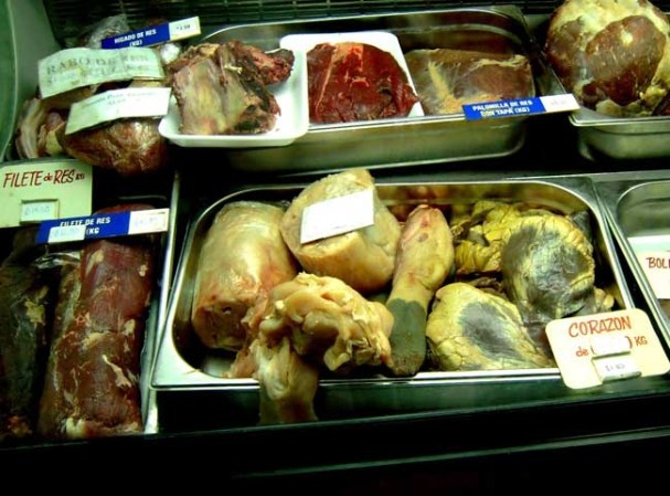 Surtido de carne en La Equidad.