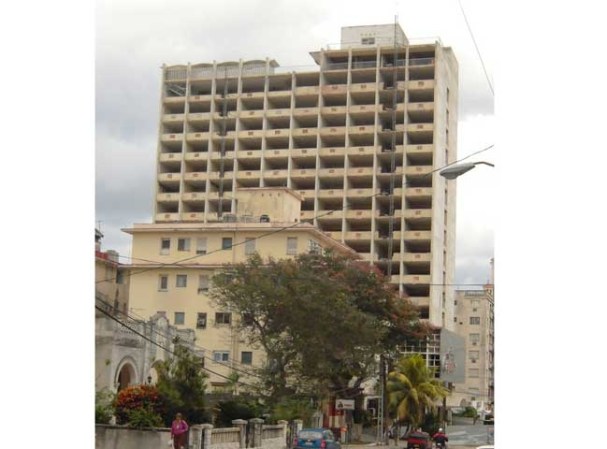 Lo que queda del Hotel Capri. <br /> ¿Quieres compartir fotos como estas? Hazlo aquí <br />