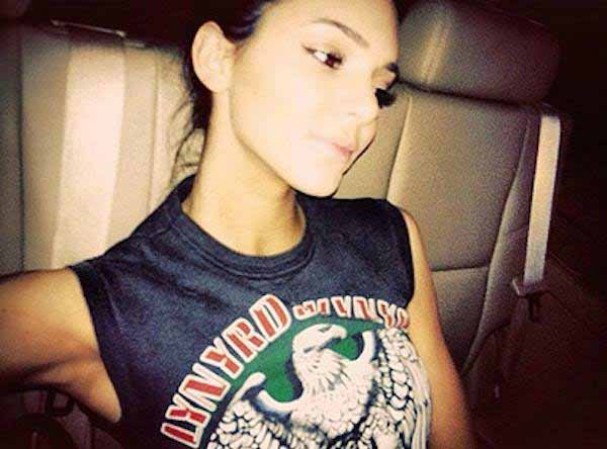 La hermana pequeña y modelo de Kim Kardashian apunta maneras.