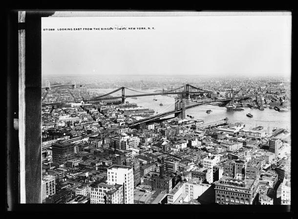 Imágenes históricas del Puente de Brooklyn.
