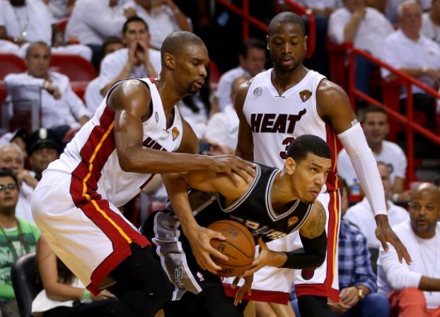 Y ahora disfrute otros grandes momentos de una noche mágicamente HEAT.