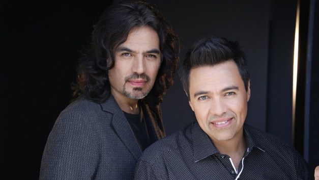 Este grupo regresa a los escenarios y se lanzan con todo para ser nuevamente los favoritos.
