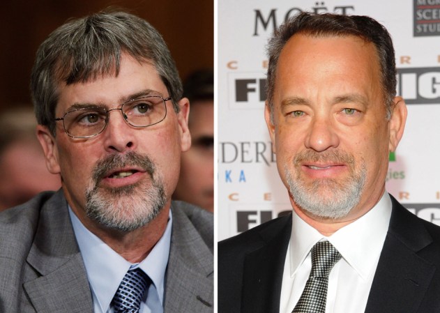 El famoso actor Tom Hanks interpretó el papel del capitán Richard Phillips en la película llamada "Captain Phillips" dirigida por Paul Greengrass.
