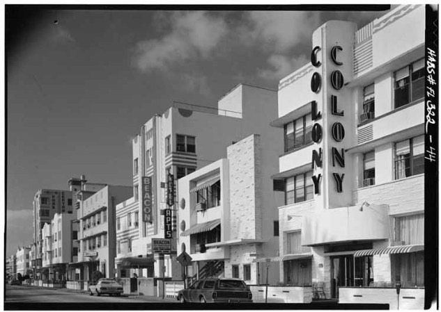 Miami Beach tiene una de las más vastas colecciones de edificios art déco en el mundo que fueron construidos entre los años 20 y los 40.