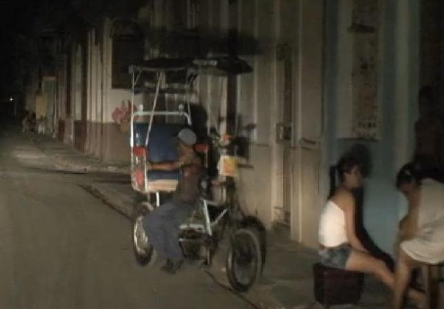 Fotos del masivo apagón que tuvo lugar el domingo en Cuba.