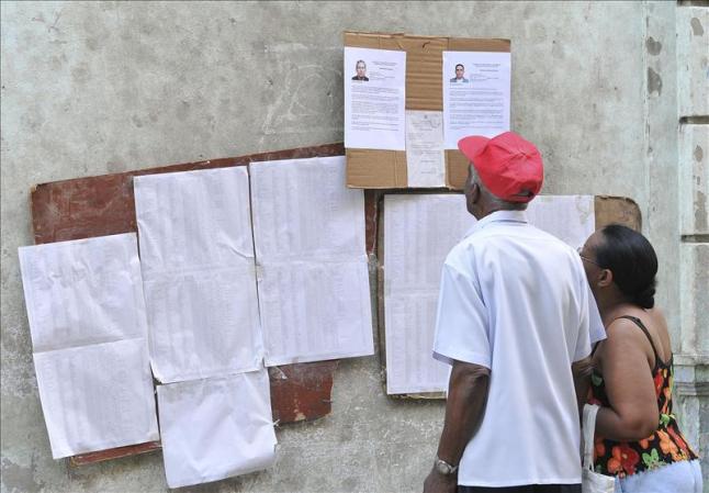 3 DE SEPTIEMBRE, 2012: Comienza la nominación de los candidatos a delegados de las asambleas municipales del Poder Popular, lo que marca el inicio del proceso electoral de los comicios generales 2012-2013, que en Cuba están controlados por el Partido Comunista..