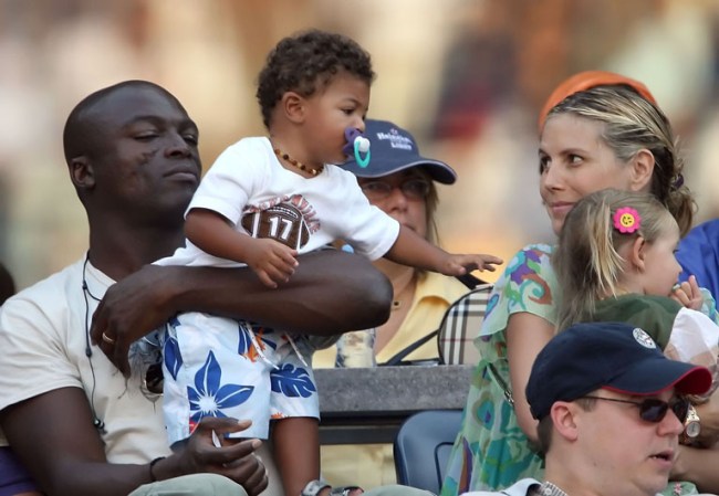 En esta imagen de 2006 se ve a la bella modelo alemana Heidi Klum junto a su entonces esposo, el cantante Seal, su hijo Henry y la hija de ella Leni. La pareja tiene dos hijos más. Sin embargo, su imagen de armonía y amor acabó cuando se anunció su separación en 2012.