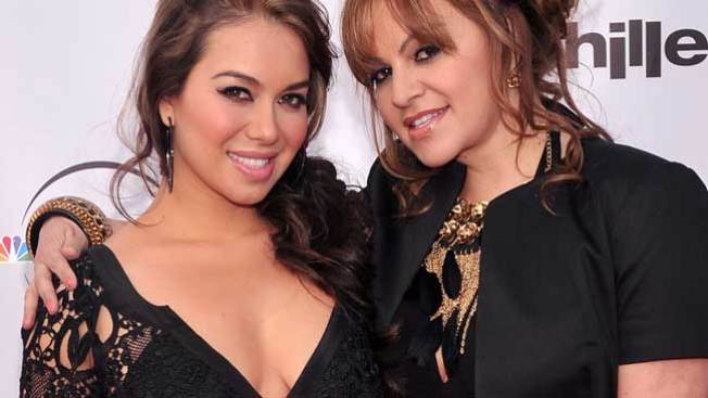 “Chiquis” interpretaría a Jenni Rivera