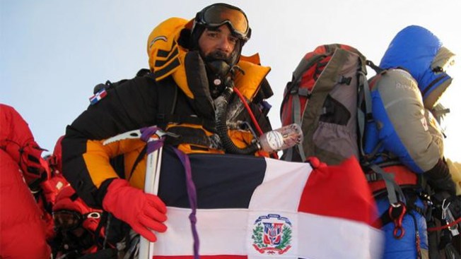 Un dominicano en la cima del Everest