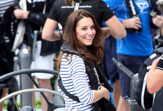 Kate se mostró en la visita como una princesa moderna, de su tiempo y muy accesible con los lugareños.
