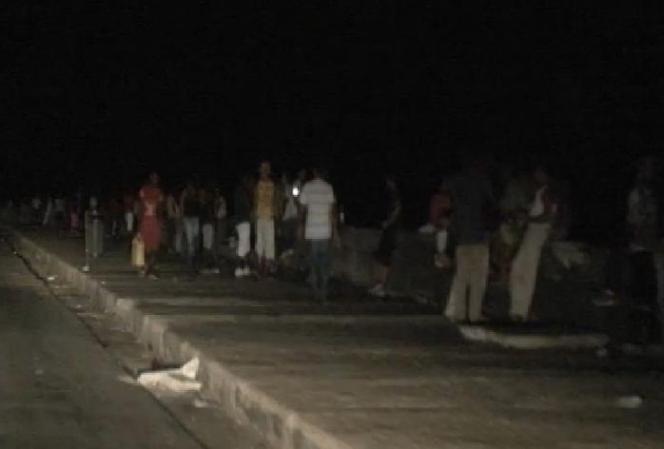 Fotos del masivo apagón que tuvo lugar el domingo en Cuba.