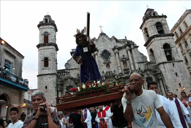 18 DE MARZO: Cuba mantiene el festivo del Viernes Santo tras la visita de Benedicto XVI en 2012.