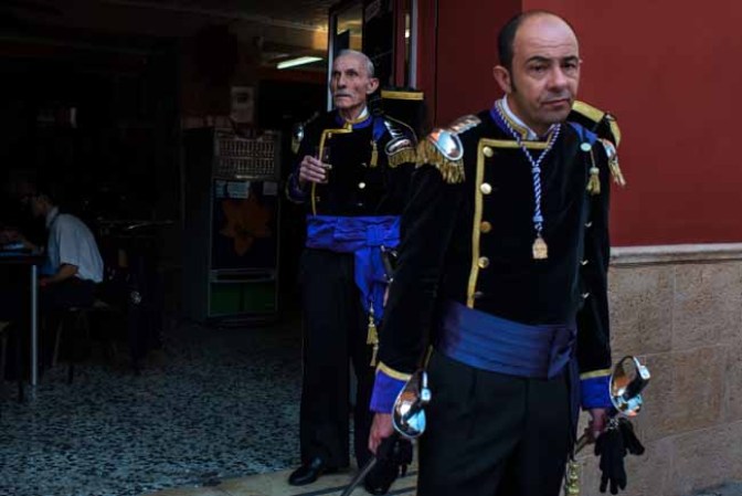 Las procesiones se echan a las calles para recordar la crucifixión de Jesús.