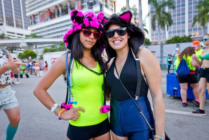 Derroche de fantasía, música y extravagancia en el Ultra Fest en Miami. Fotos tomadas el 23 y 24 de Marzo de 2013