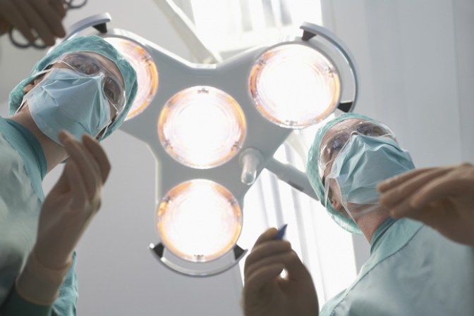 Lifting facial o estiramiento de la cara también presenta sus riesgos.