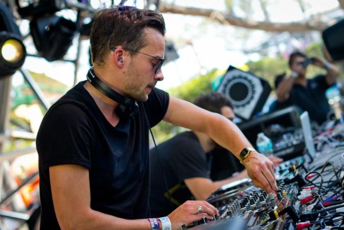 Derroche de fantasía, música y extravagancia en el Ultra Fest en Miami. Fotos tomadas el 23 y 24 de Marzo de 2013