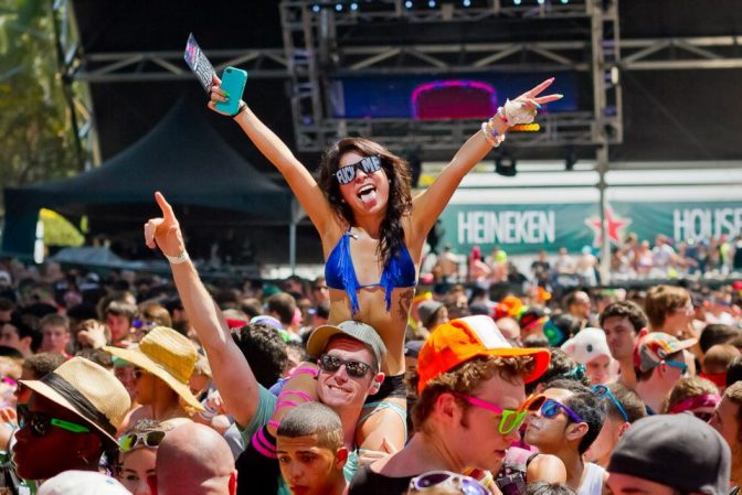 Derroche de fantasía, música y extravagancia en el Ultra Fest en Miami. Fotos tomadas el 23 y 24 de Marzo de 2013