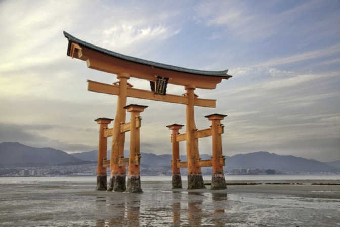 La creencia japonesa Shinto sostiene que existen espíritus y almas que reencarnan únicamente para cumplir objetivos particulares, desde ayuda hasta venganza.