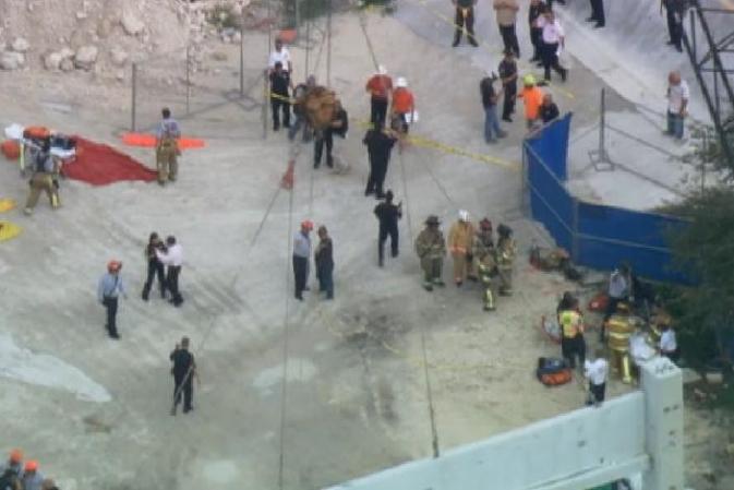 Imágenes tomadas desde el helicóptero deTelemundo 51 tras derrumbarse un garaje de varios pisos en el recinto del Miami-Dade College del Doral