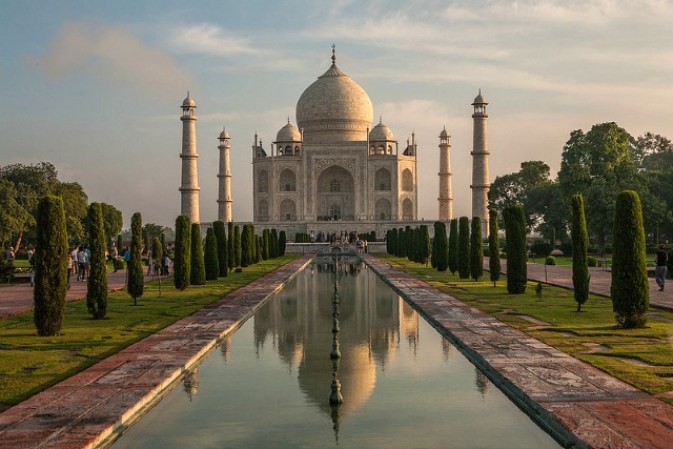 Taj Mahal, India.