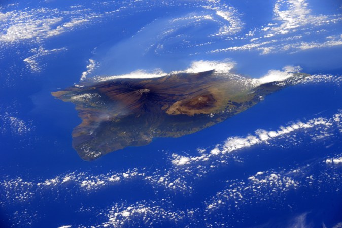 iniciamos esta galeria con la Isla de Hawaii vista desde la Estación Espacial Internacional.