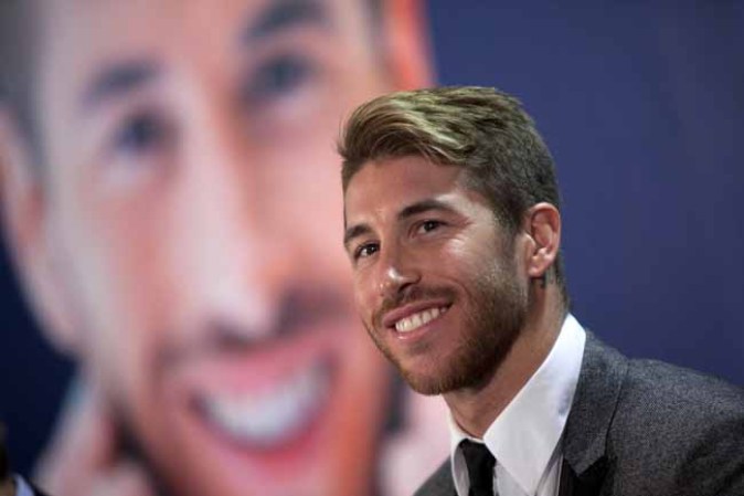 Sergio Ramos hace subir la temperatura del campo.