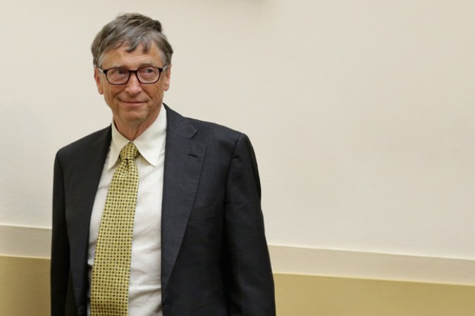 Bill Gates una vez declaró: “Siempre elegiré una persona perezosa para hacer un trabajo difícil, pues encontrará una forma sencilla de hacerlo”