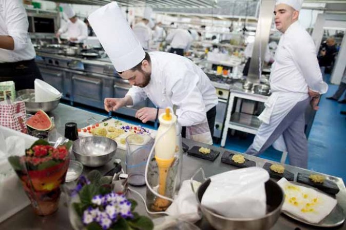 Además de ver el precioso resultado del producto final, también se pudo fotografiar el proceso de elaboración de la tapa.