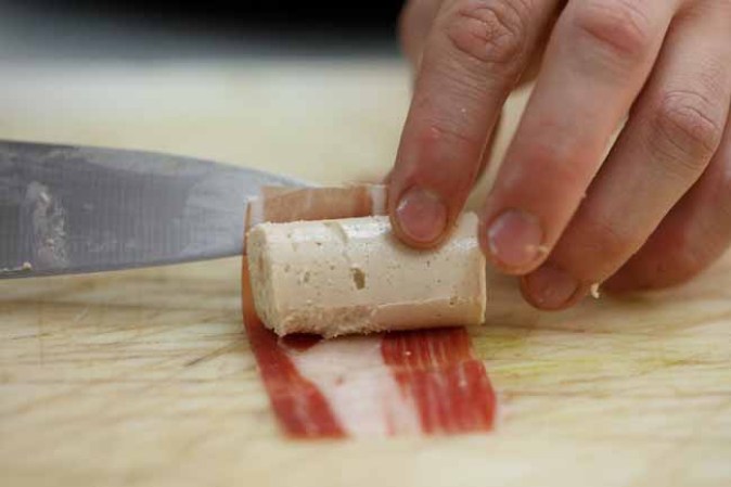 Así se elaboran las mejores tapas del mundo.