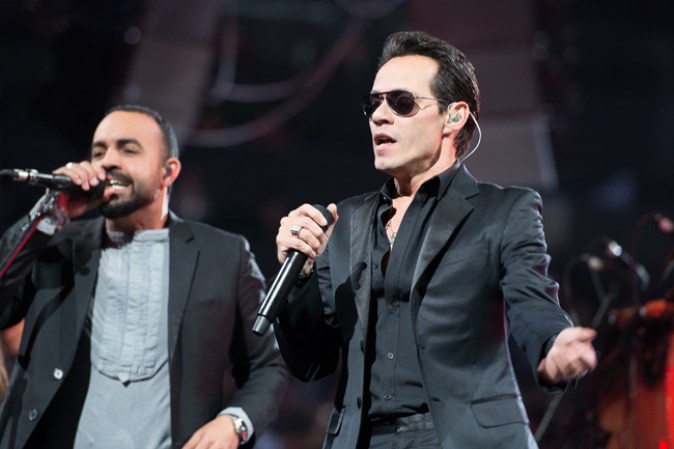 “Top Latin Album” del Año; “Top Latin Albums” Artista del Año Masculino; “Latin Pop Song” del Año; “Latin Pop Songs” Artista del Año Solista; Canción Tropical del Año; “Tropical Songs” Artista del Año Solista; Album Tropical del Año y “Tropical Albums” Artista del Año Solista.