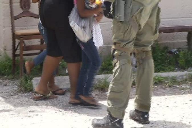 La policía no reveló los nombres de los detenidos.
