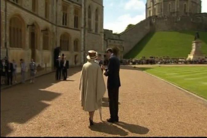 El conjunto arquitectónico de Windsor, 37 kilómetros al oeste de Londres, está rodeado por 20 kilómetros cuadrados de bosque, un antiguo coto privado de caza para la familia real británica que en la actualidad es un parque abierto al público.